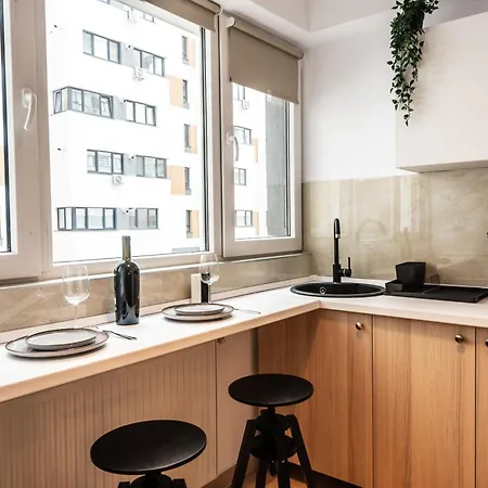 128 Apartment *