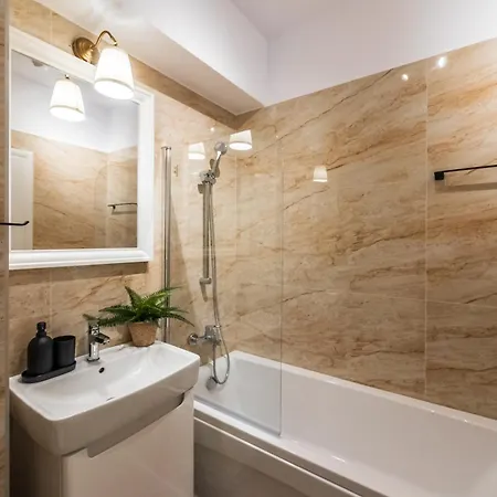 128 Appartement Boekarest
